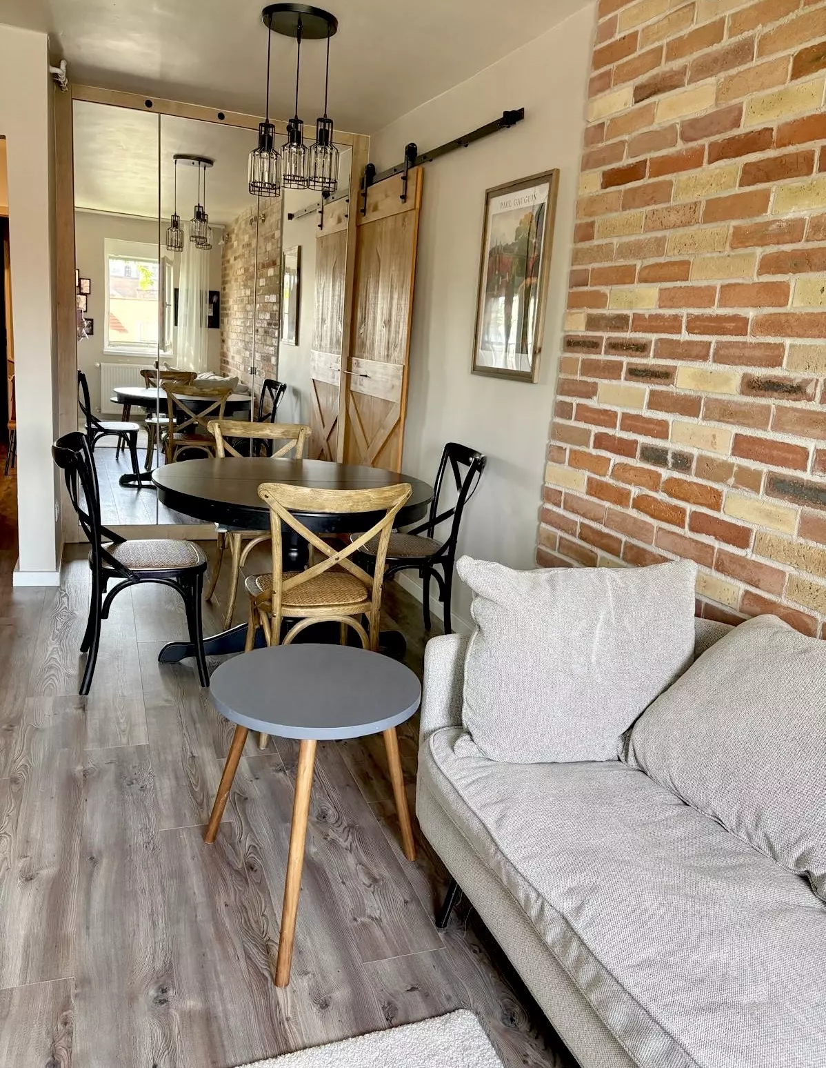 362000 Eur – Fully Renovated, Premium Apartment With The Buda Castle View For Sale In The Most Posh Area Of Budapest