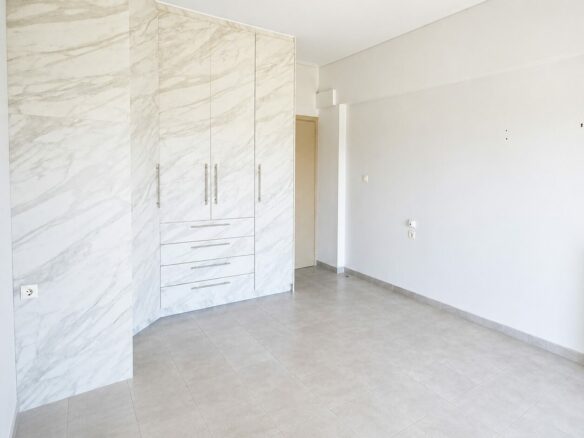 Renovated 110 Sq.m. Apartment With Unique Sea View For Sale In Vasiliko, Evia