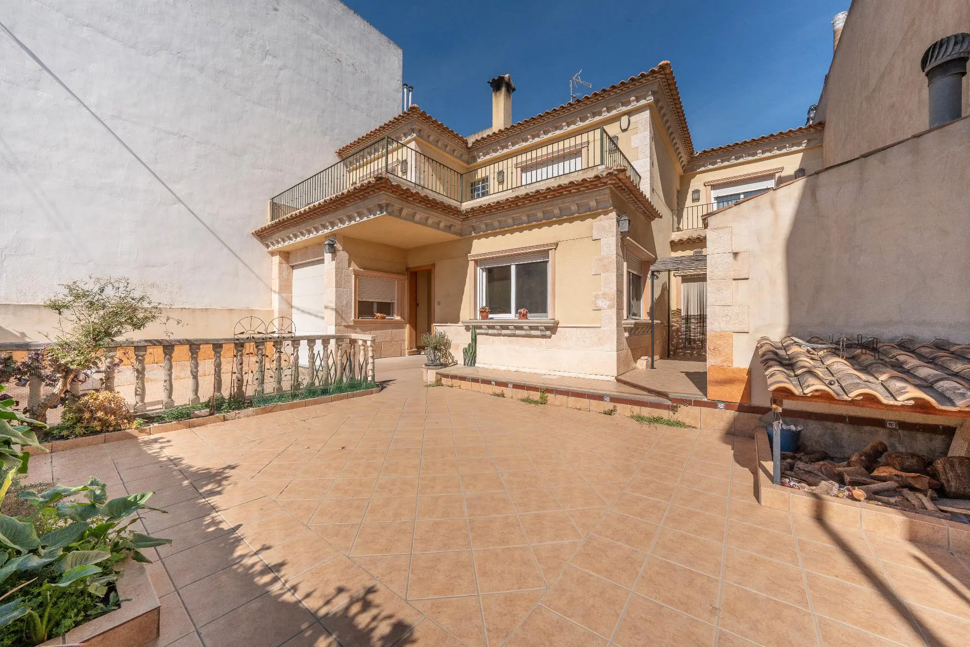 House Of 188 M² In Daya Nueva, Spain