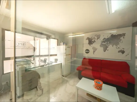 1-bedroom Commercial Unit In Alicante, Spain (105 M²)