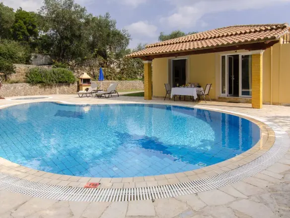 1-bedroom Villa In Corfu, Greece (65 M²)