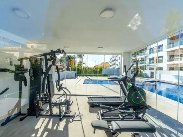 2-bedroom Penthouse In Torrevieja, Spain (87 M²)