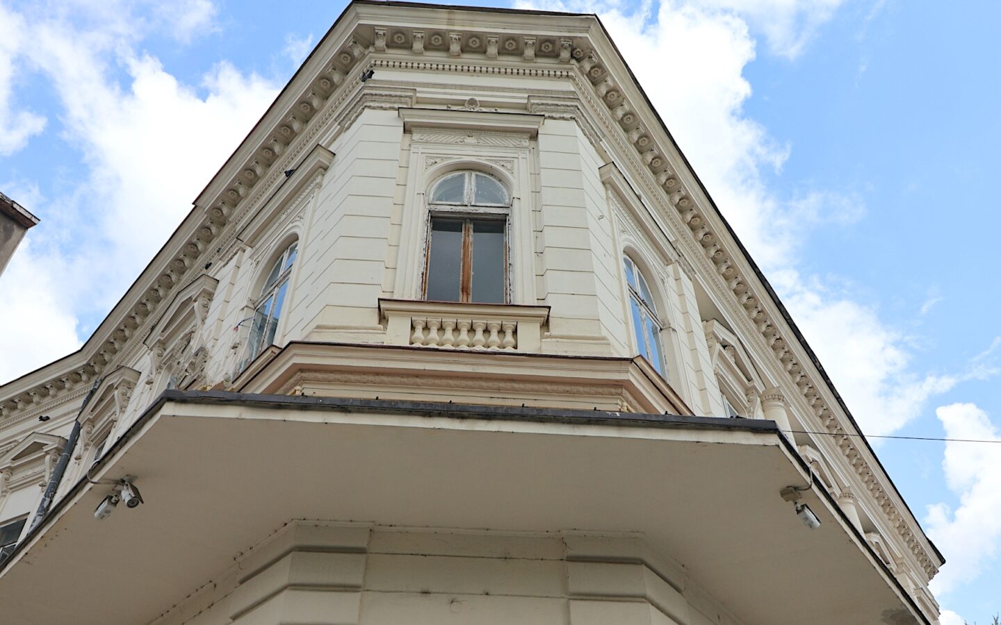 Historic Building Of 0 M² With Investment Opportunity In The Center Of Bucharest
