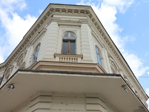 Historic Building Of 2418 M² With Investment Opportunity In The Center Of Bucharest