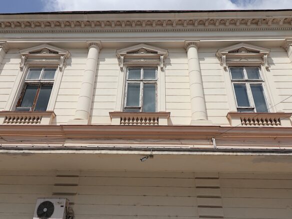 Historic Building Of 2418 M² With Investment Opportunity In The Center Of Bucharest