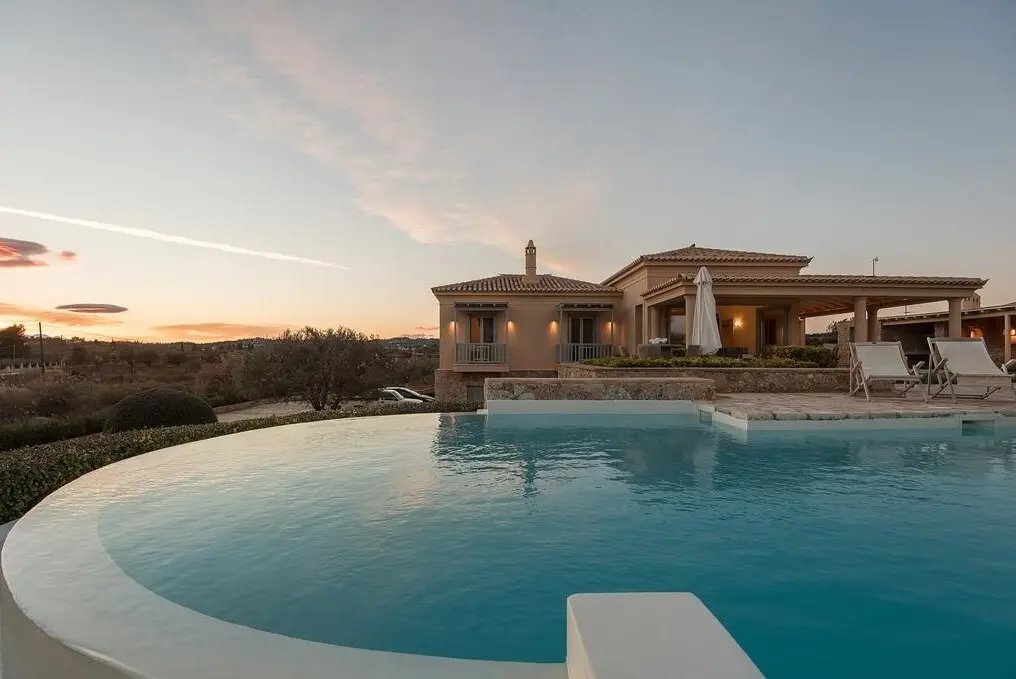 Villa Of 300 M² In Eastern Peloponnese – Ermionida