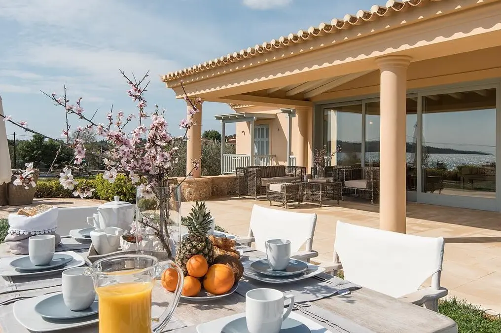 Villa Of 300 M² In Eastern Peloponnese – Ermionida