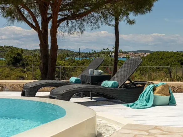 4-bedroom Villa In Kranidi, Greece (270 M²)