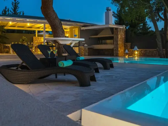 4-bedroom Villa In Kranidi, Greece (270 M²)