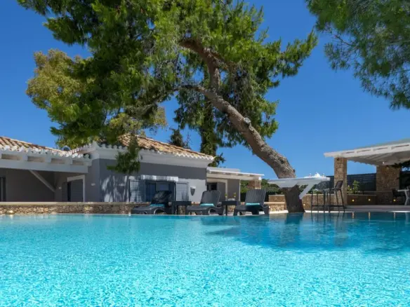 4-bedroom Villa In Kranidi, Greece (270 M²)