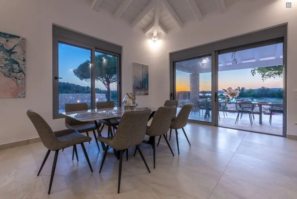 Villa Of 270 M² In Eastern Peloponnese – Ermionida