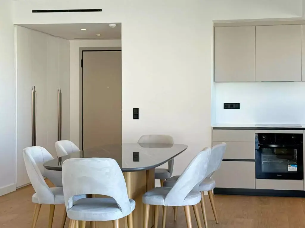 Flat Of 95 M² In Athens