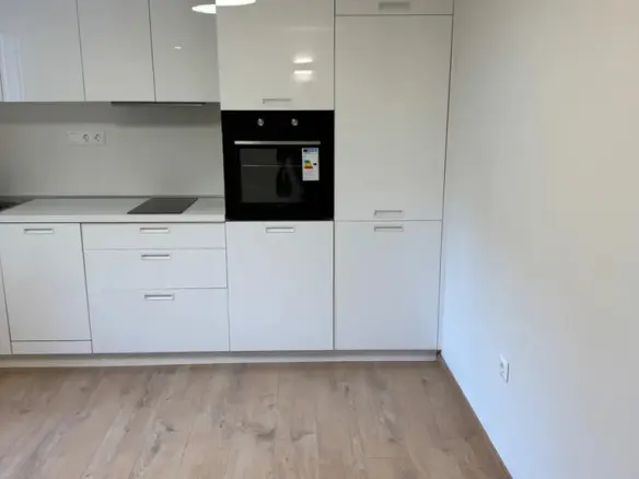 Flat In Glyfada, Greece (40 M²)