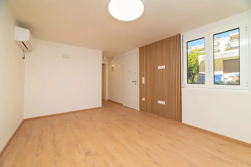 Flat Of 40 M² In Athens