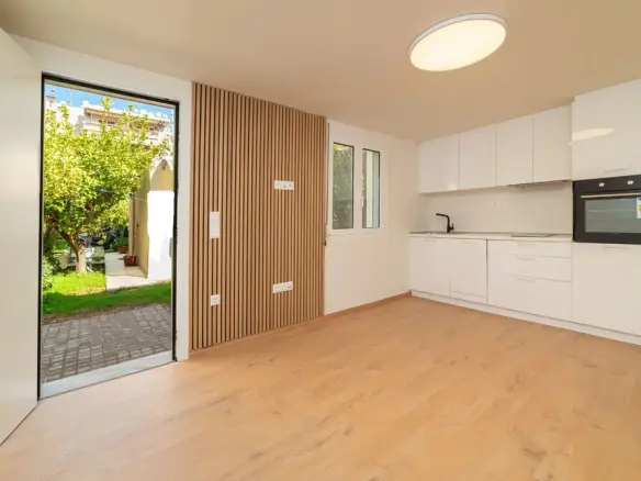 Flat Of 40 M² In Athens