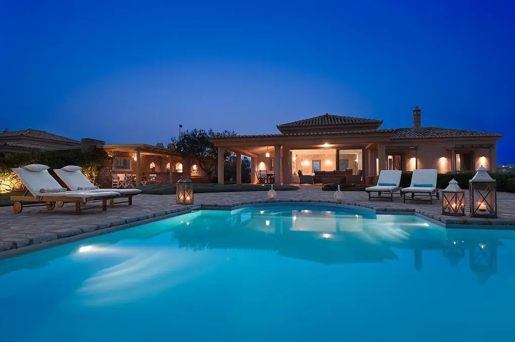Villa Of 300 M² In Eastern Peloponnese – Ermionida