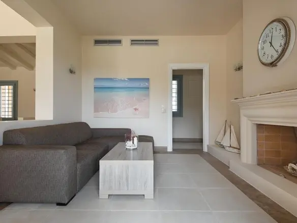 4-bedroom Villa In Kranidi, Greece (300 M²)