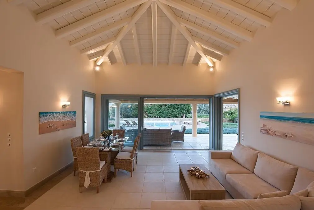 Villa Of 300 M² In Eastern Peloponnese – Ermionida