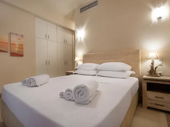4-bedroom Villa In Kranidi, Greece (300 M²)