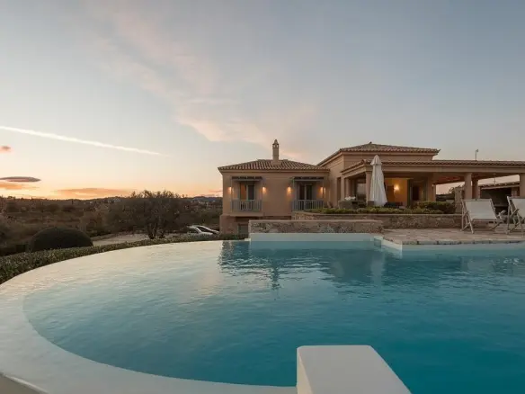 4-bedroom Villa In Kranidi, Greece (300 M²)