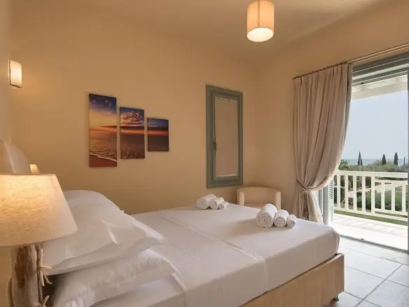 4-bedroom Villa In Kranidi, Greece (300 M²)