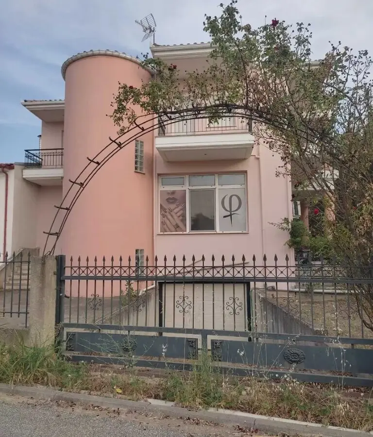 Detached House Of 566 M² In Chalkidiki