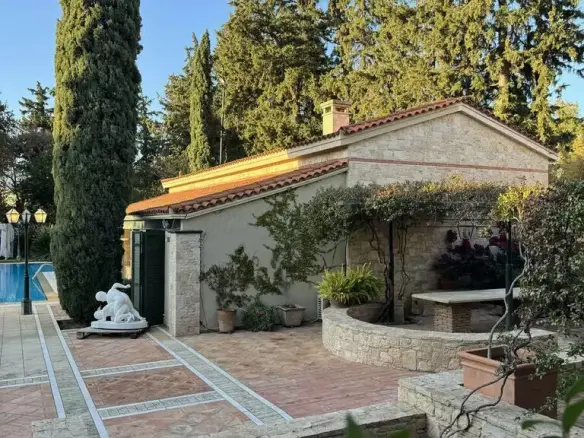 4-bedroom Villa In Nea Erithraia, Greece (837 M²)
