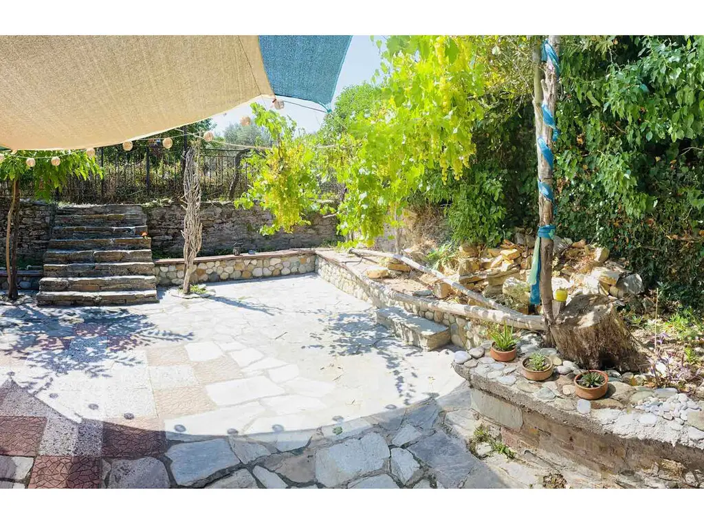 Detached House Of 100 M² In Volos-pilio