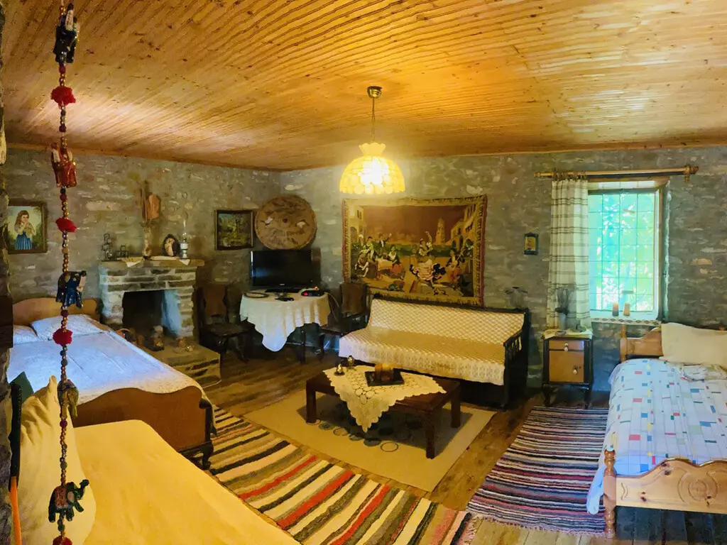 Detached House Of 100 M² In Volos-pilio