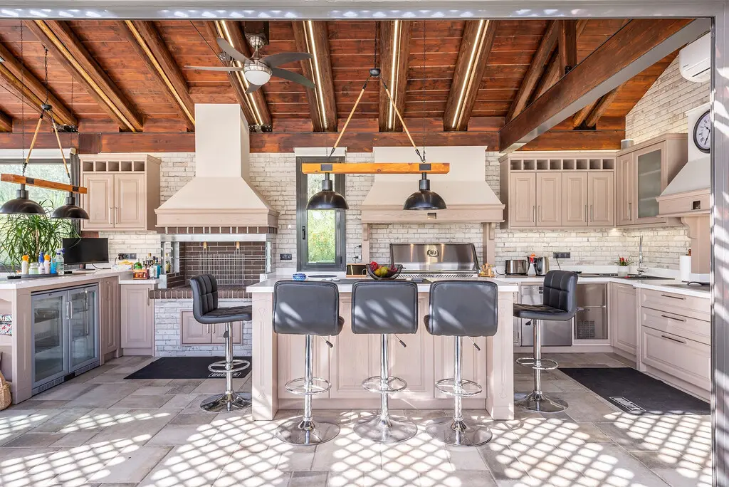 Villa Of 471 M² In Peloponnese