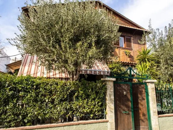 4-bedroom Detached House In Artemida (loutsa), Greece (240 M²)
