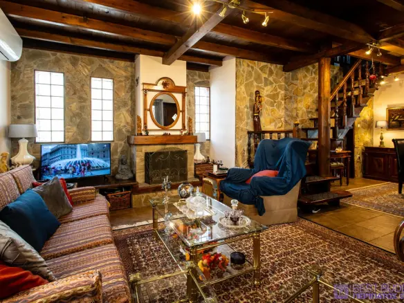 Detached House Of 240 M² In Attica
