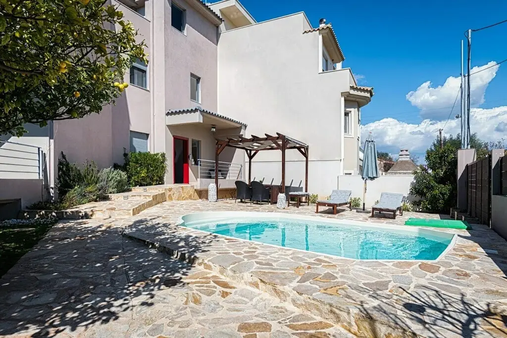 Detached House Of 217 M² In Attica