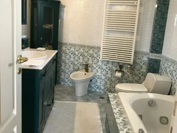 4-bedroom Detached House In Melissia, Greece (422 M²)