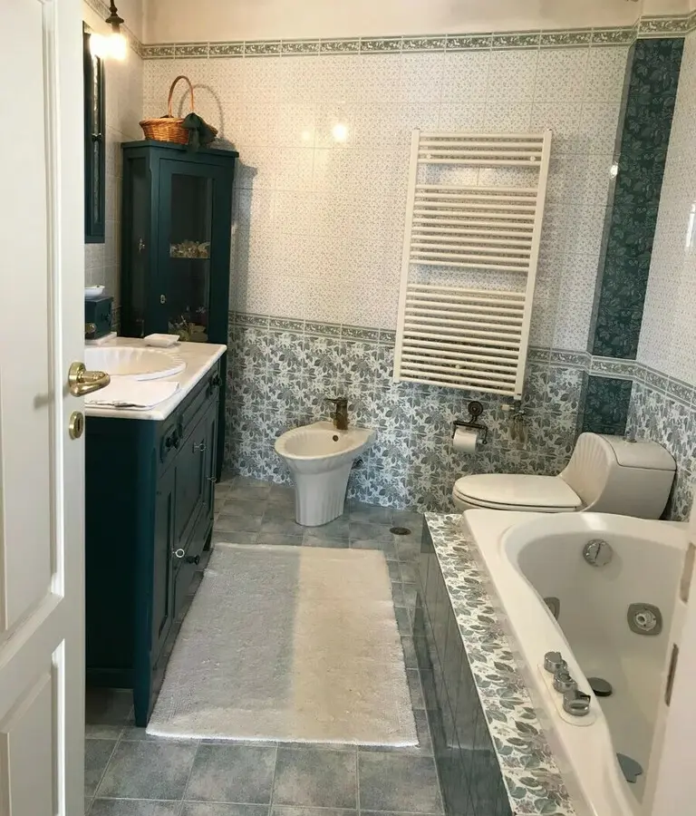 Detached House Of 422 M² In Athens