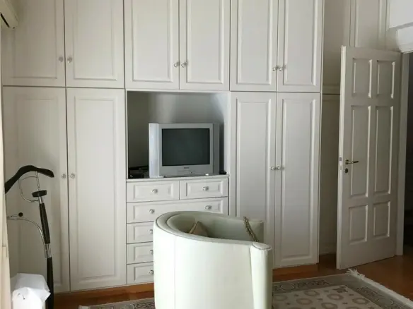 4-bedroom Detached House In Melissia, Greece (422 M²)