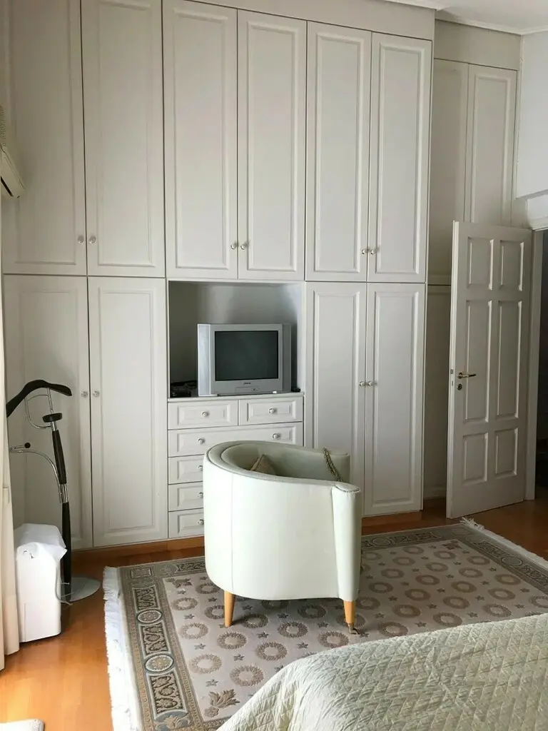 Detached House Of 422 M² In Athens