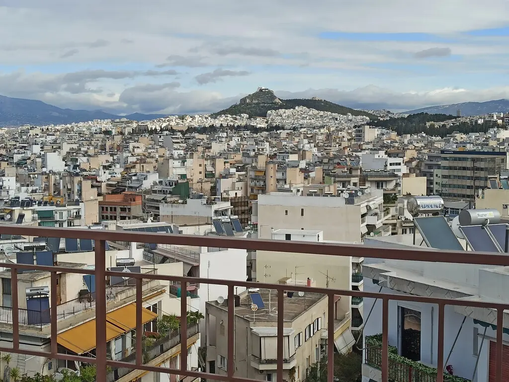 Flat Of 131 M² In Athens