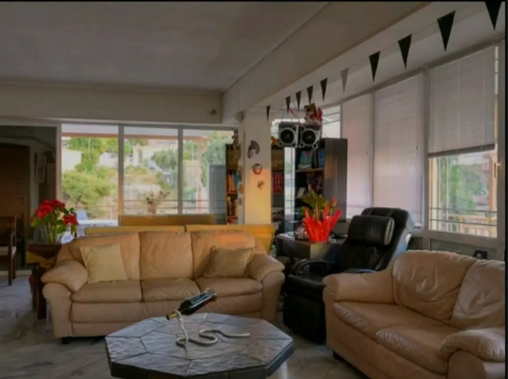 Flat Of 131 M² In Athens
