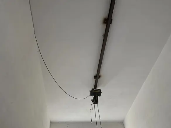 Building In Peristeri, Greece (645 M²)