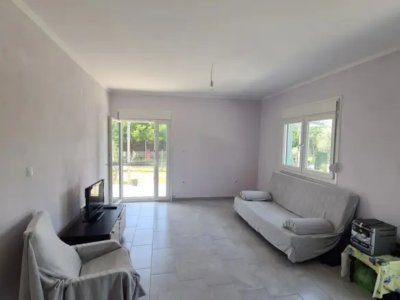2-bedroom Detached House In Nea Propontida, Greece (77 M²)