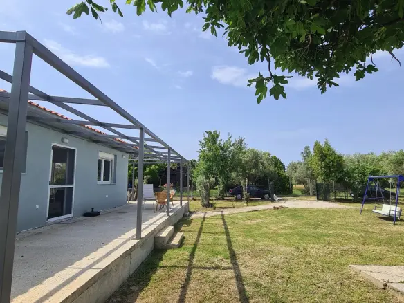 2-bedroom Detached House In Nea Propontida, Greece (77 M²)