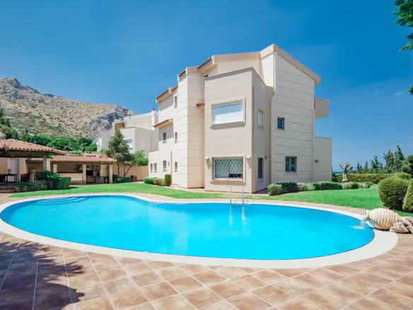 6-bedroom Villa In Palaia Fokaia, Greece (435 M²)