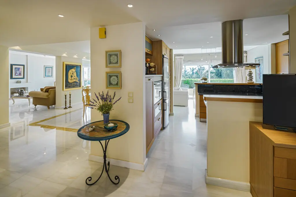 Villa Of 435 M² In Attica