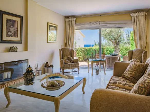 6-bedroom Villa In Palaia Fokaia, Greece (435 M²)