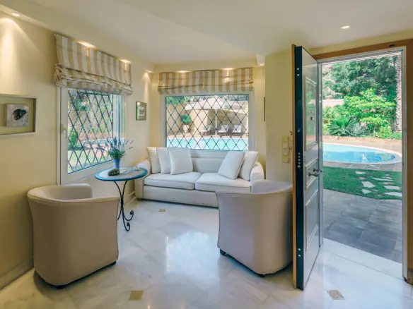 6-bedroom Villa In Palaia Fokaia, Greece (435 M²)