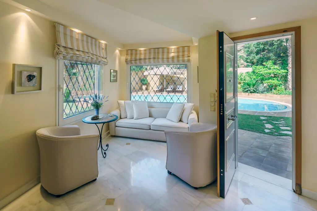 Villa Of 435 M² In Attica