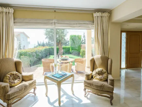 6-bedroom Villa In Palaia Fokaia, Greece (435 M²)