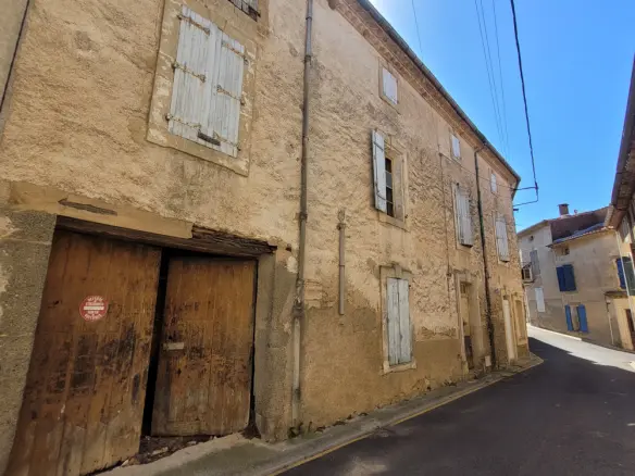 House In Alignan Du Vent, France (180 M²)