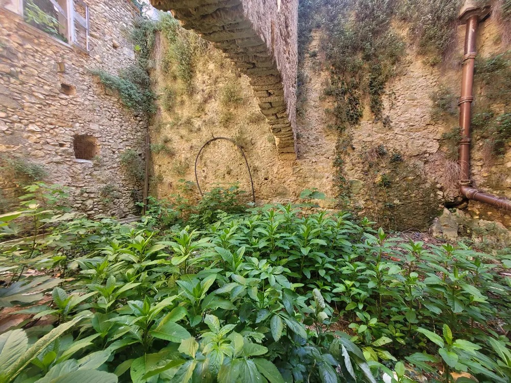 House Of 180 M² In Alignan Du Vent, France